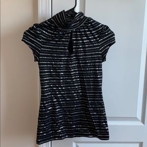 Express Black top